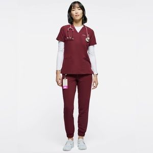 Jaanuu women’s scrubs - Figs competitor